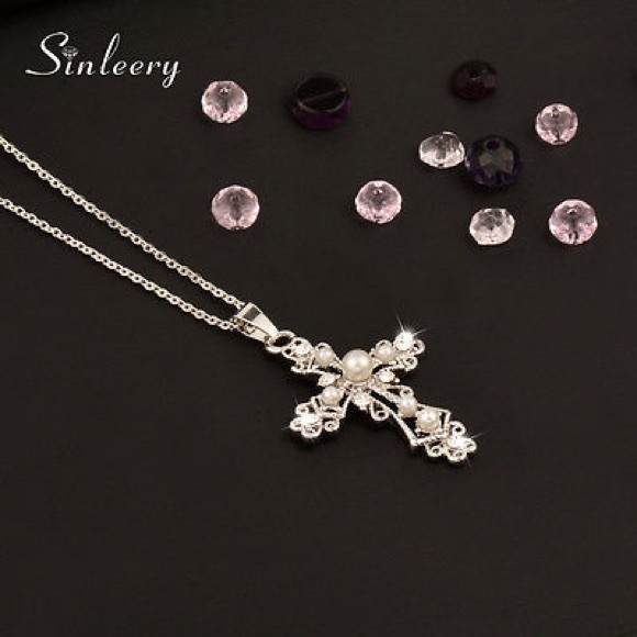 Women’s cross holy religious necklace pearl - Picture 6 of 7